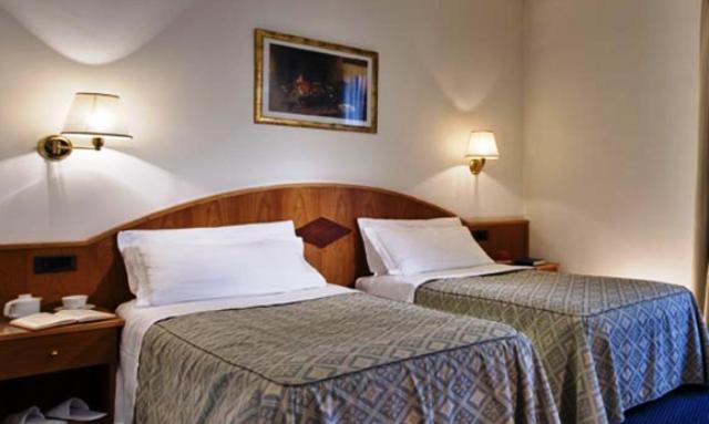 Hotel Lo Zodiaco Abano Terme Buitenkant foto