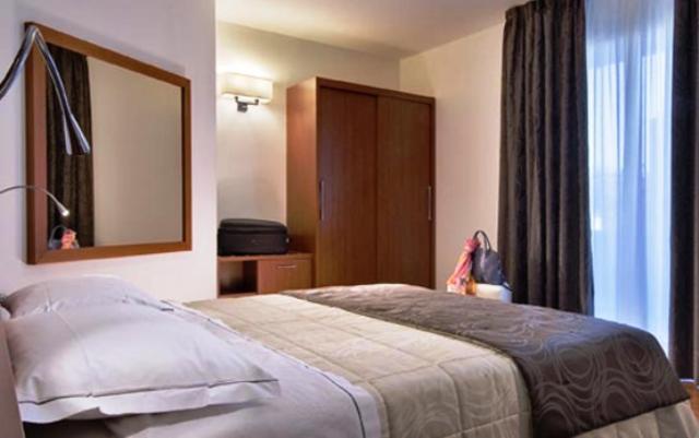 Hotel Lo Zodiaco Abano Terme Buitenkant foto